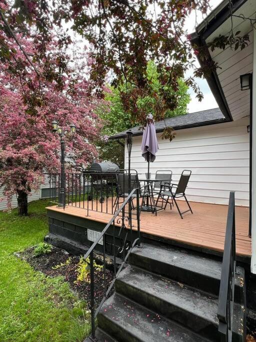 Cozy Chalet Near The Beach Shediac Exteriör bild